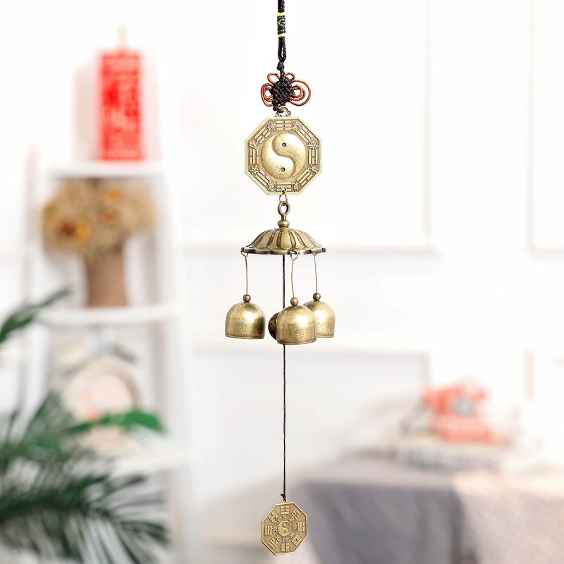 Wholesale Mascot Beckoning Cat Gossip Metal Wind Chimes